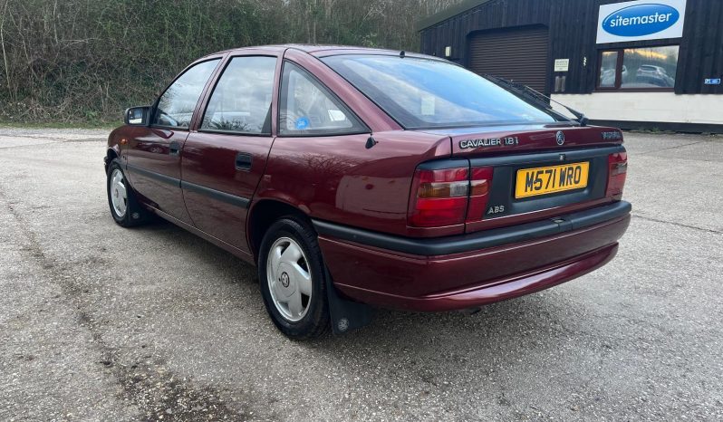
								Vauxhall Cavalier 1.8LS 1995 full									