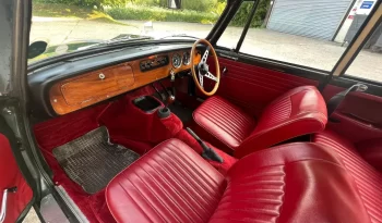 
									Triumph Herald 13/60 Saloon full								