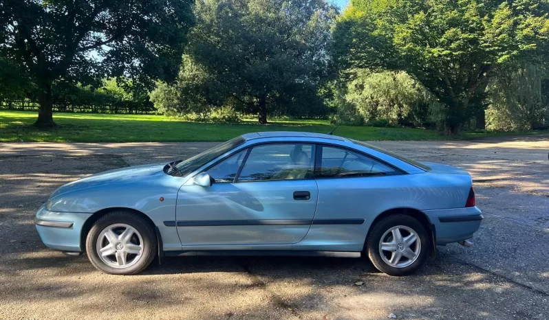 
								Vauxhall Calibra SE6 full									