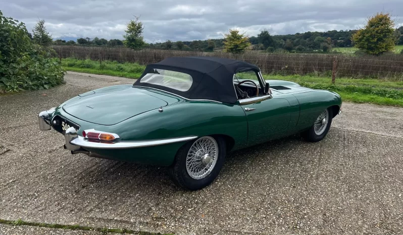 
								Jaguar E Type Series 1 Roadster 1964 full									