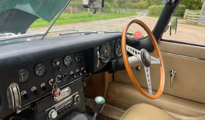 
								Jaguar E Type Series 1 Roadster 1964 full									